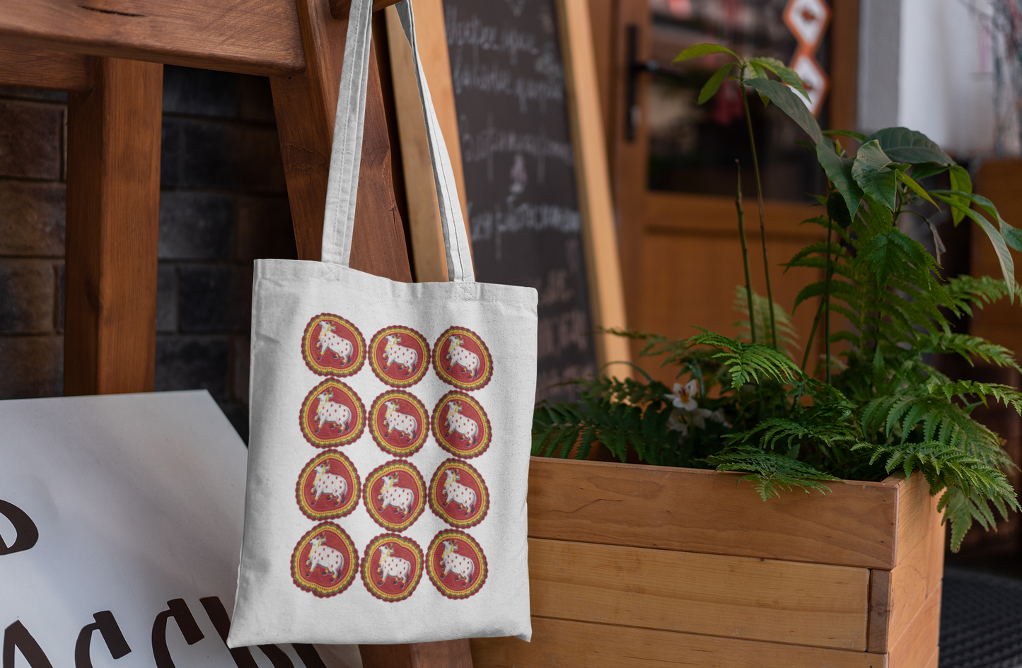Gau Tote Bag